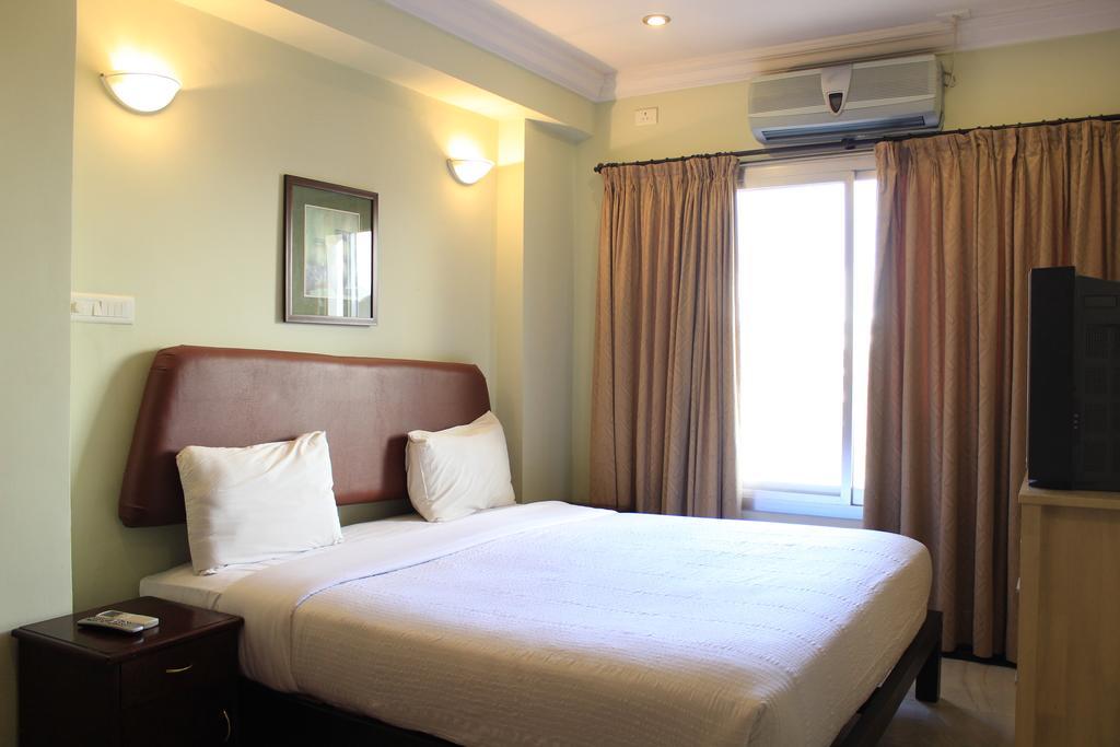 Ibc Hotels & Resorts Pvt. Ltd. Μπανγκαλόρ Δωμάτιο φωτογραφία